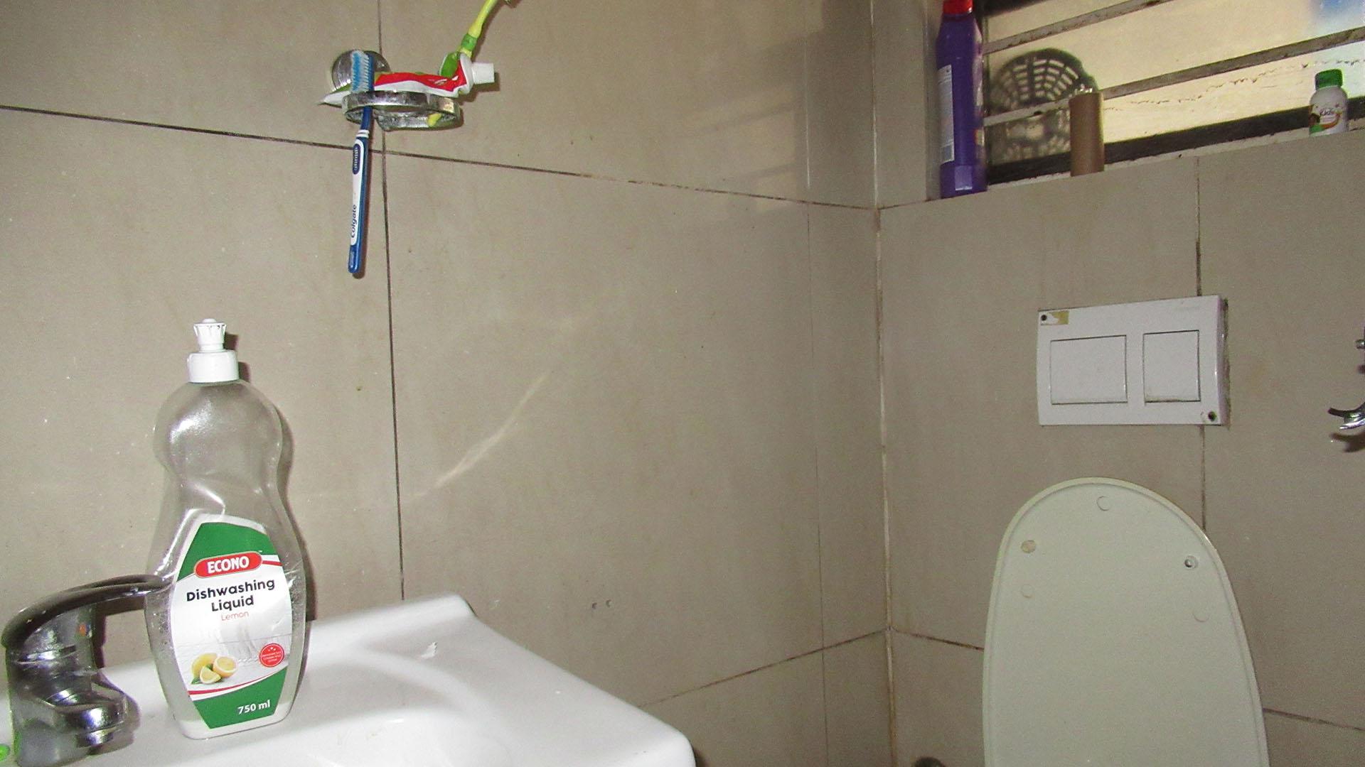 Bathroom 2 - 3 square meters of property in Westdene (JHB)