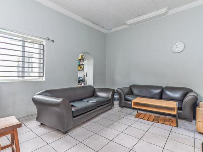 2 Bedroom House for Sale For Sale in Woodstock - MR696818