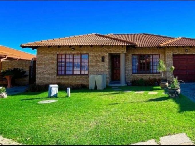3 Bedroom Simplex for Sale For Sale in Alberton - MR696829