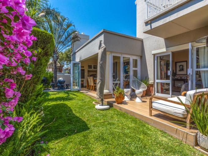 3 Bedroom Simplex for Sale For Sale in Eagle Canyon Golf Estate - MR696852