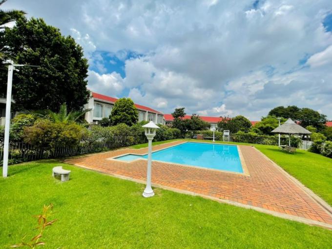 2 Bedroom Simplex for Sale For Sale in Haddon - MR696859