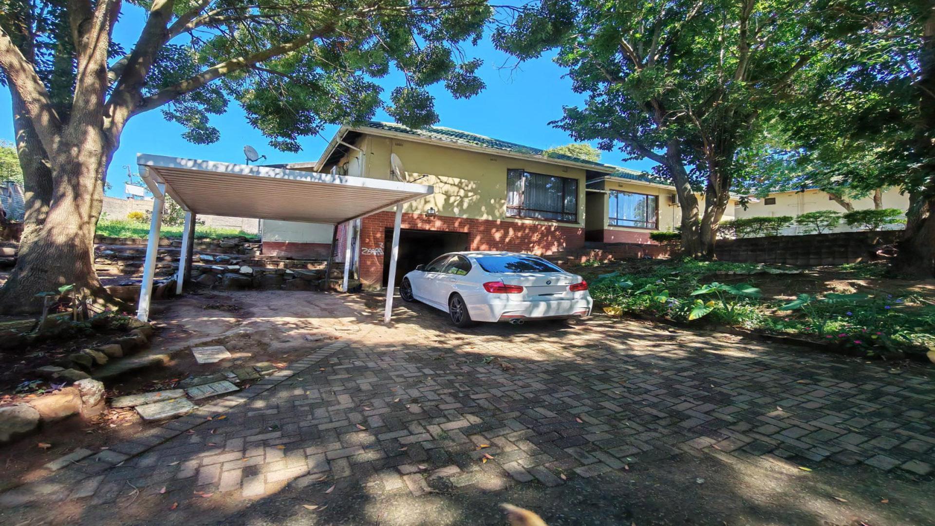 Front View of property in Queensburgh