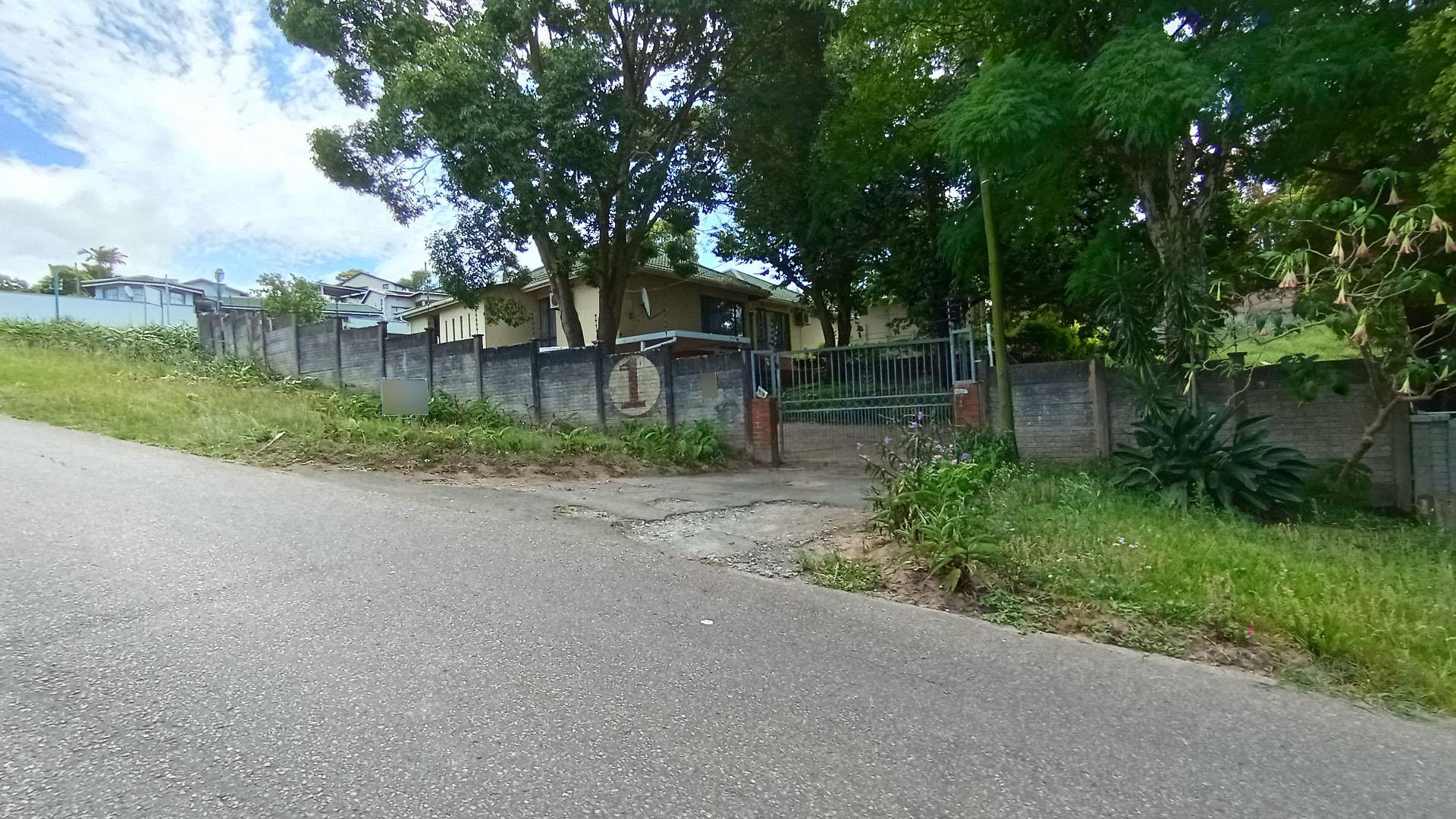 Front View of property in Queensburgh