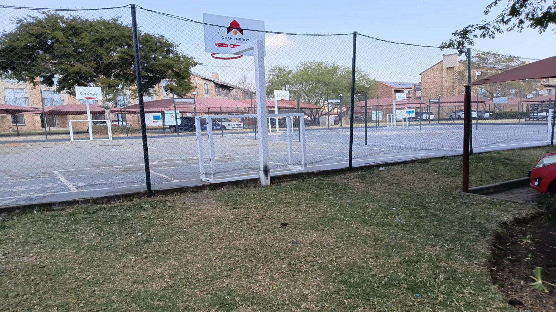 Entertainment of property in Karenpark