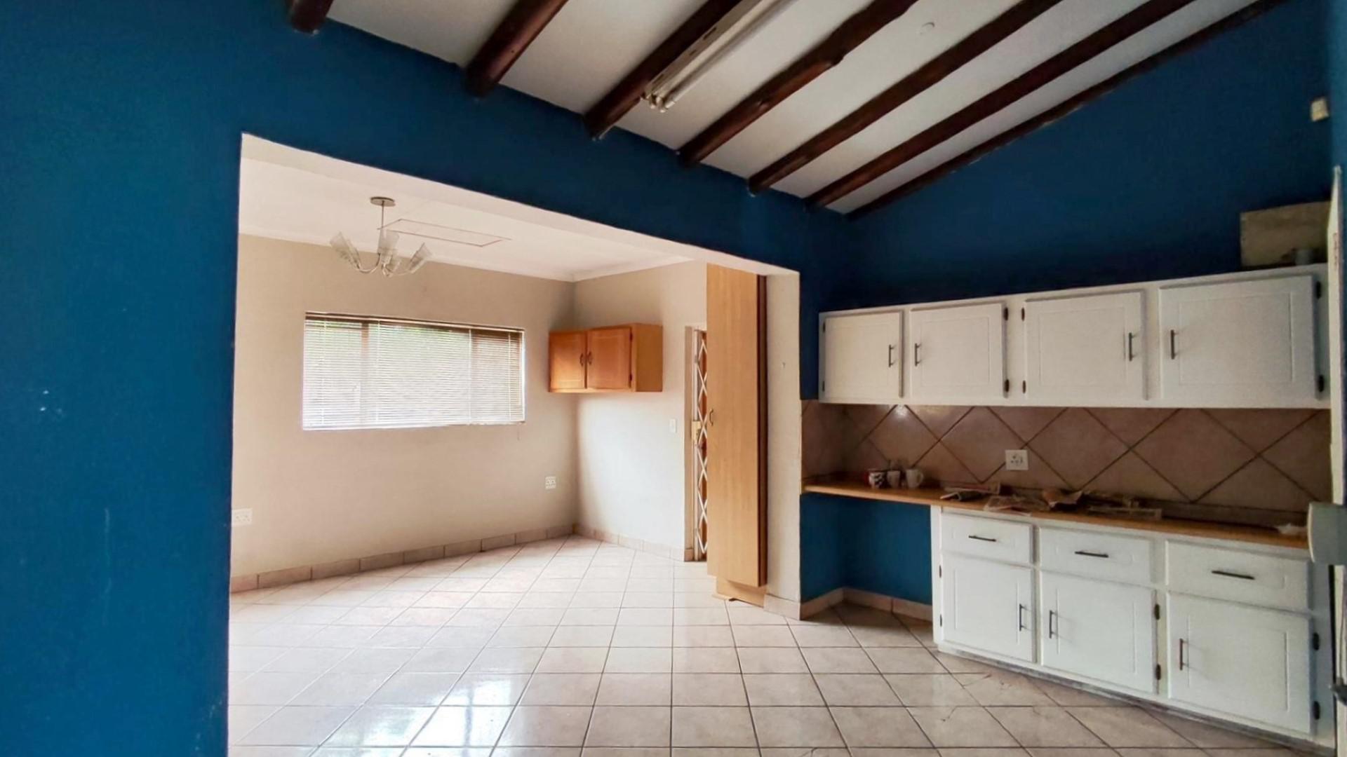 Kitchen - 55 square meters of property in New State Areas