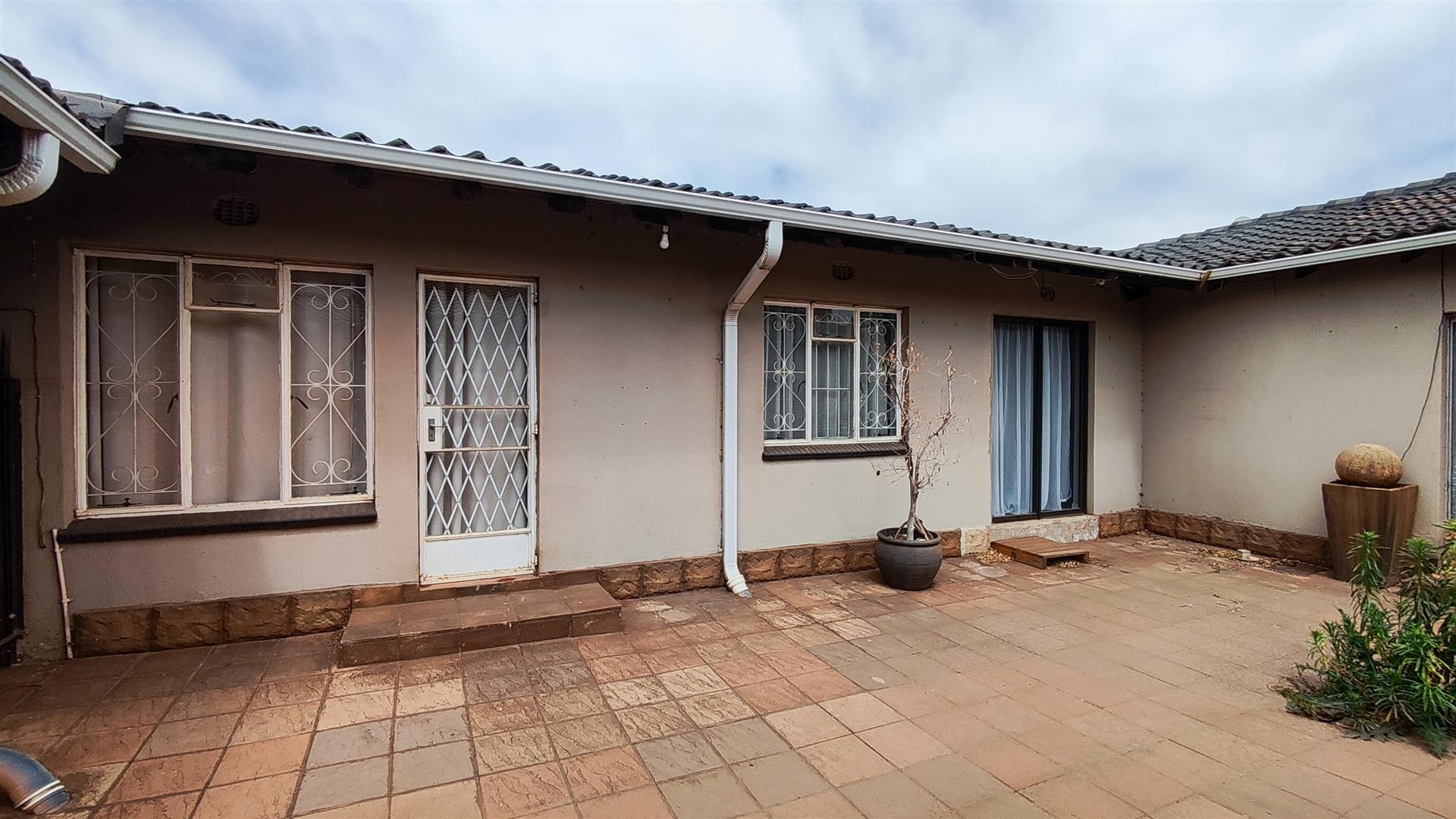 Backyard of property in New State Areas