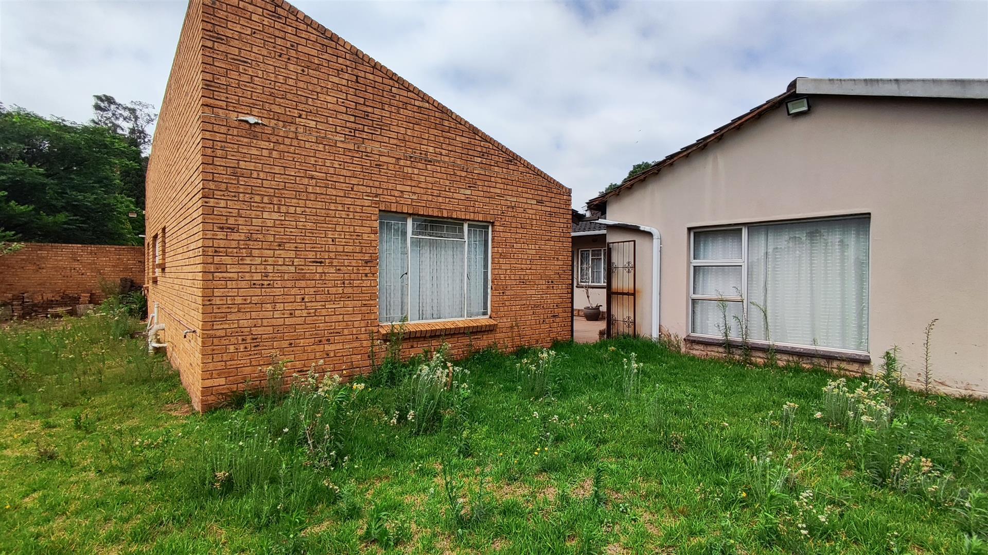 Backyard of property in New State Areas