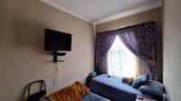 Bed Room 1 - 10 square meters of property in Albertsdal