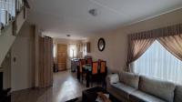 Lounges - 25 square meters of property in Albertsdal