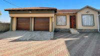 Front View of property in Klarinet