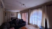 Lounges - 45 square meters of property in Kensington - JHB