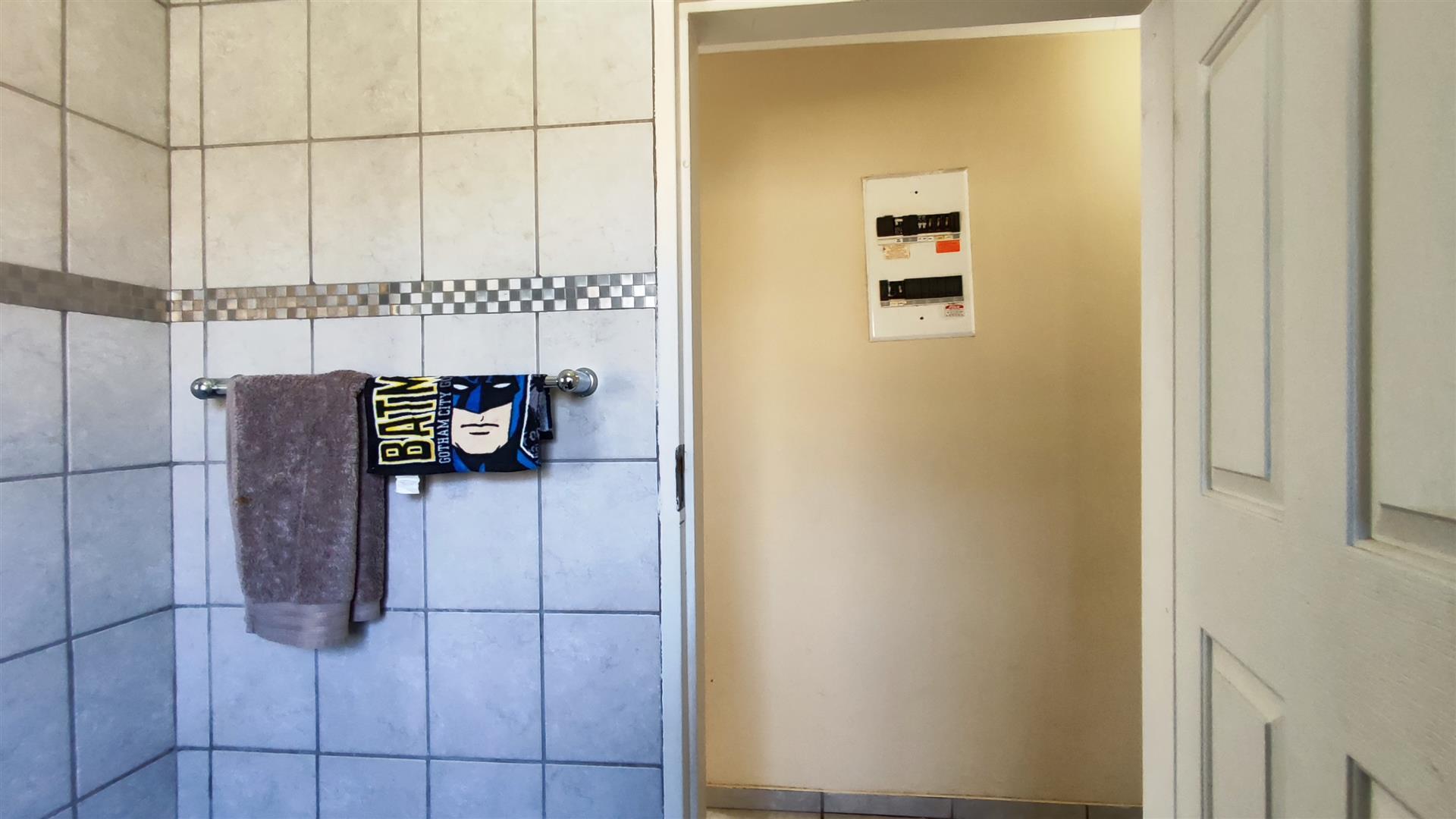 Bathroom 2 - 5 square meters of property in Modder East