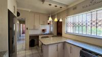 Kitchen - 16 square meters of property in Modder East