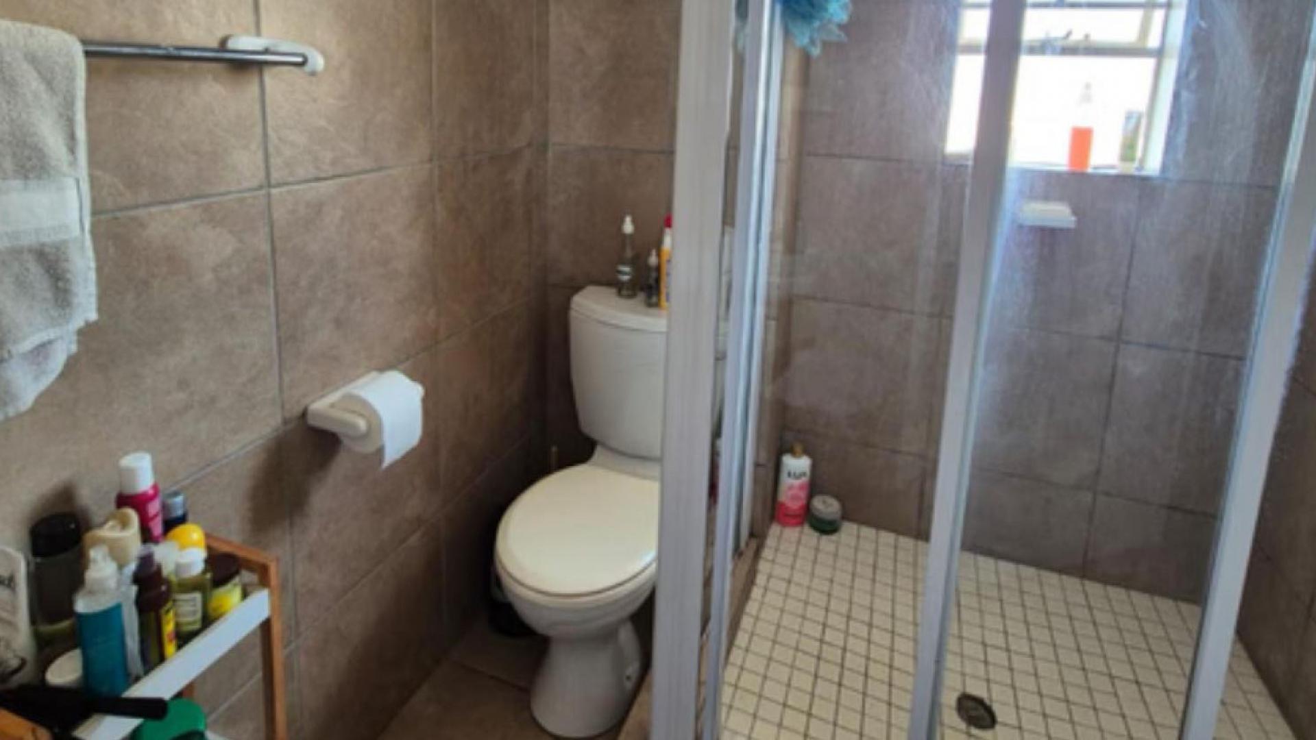 Bathroom 1 of property in Montana