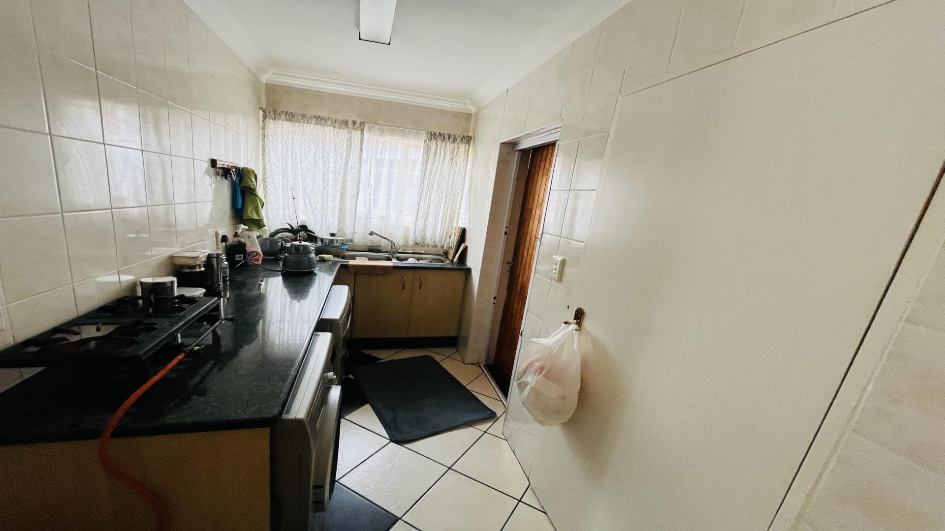 Kitchen of property in Honeydew Ridge