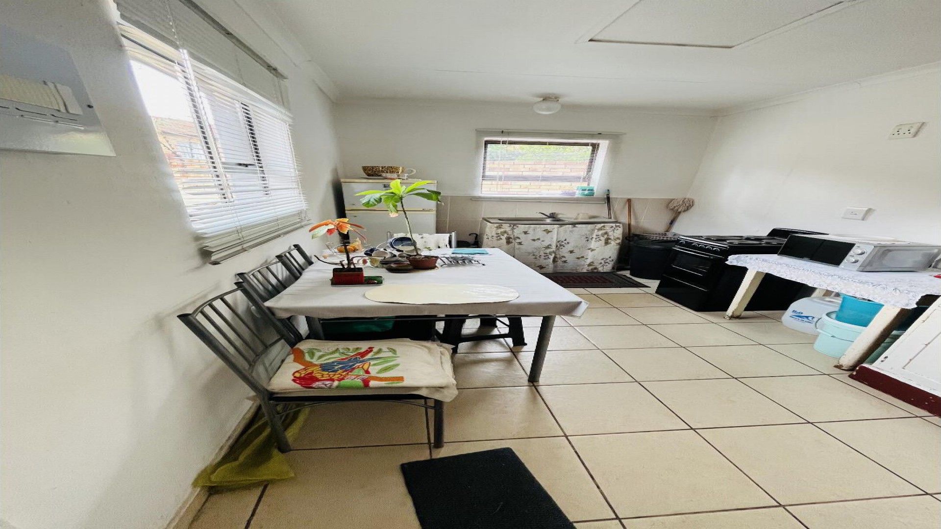 Flatlet of property in Honeydew Ridge
