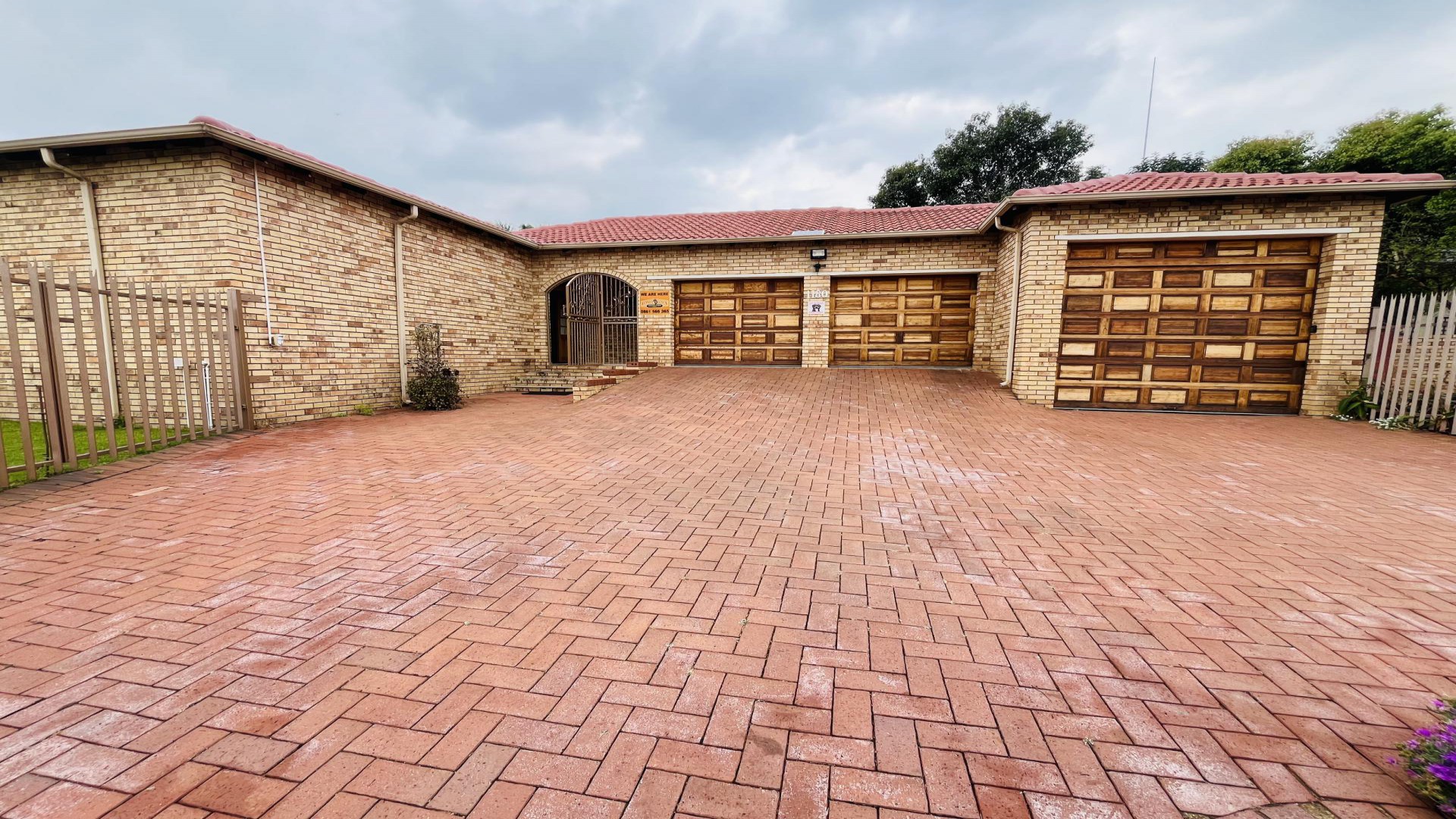 Front View of property in Honeydew Ridge