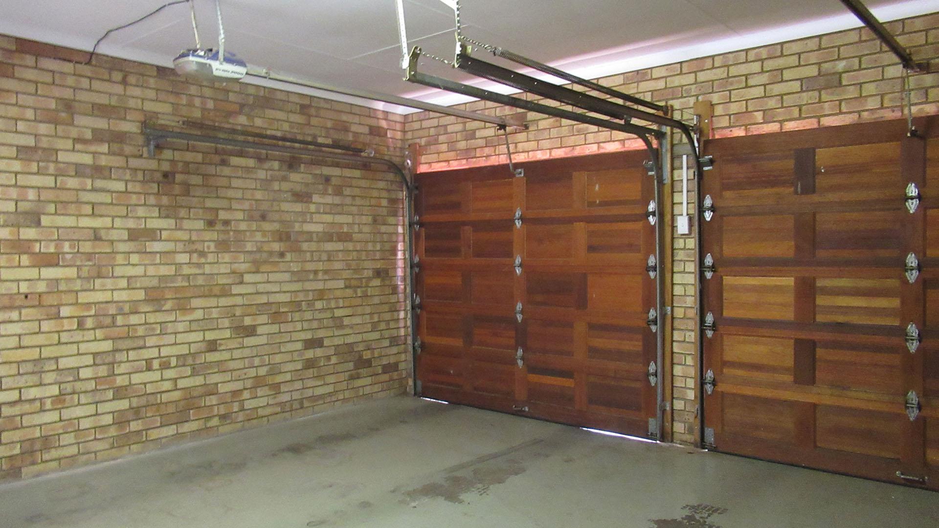 Spaces - 22 square meters of property in Honeydew Ridge