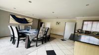Dining Room of property in Honeydew Ridge