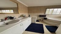 Bathroom 3+ of property in Honeydew Ridge