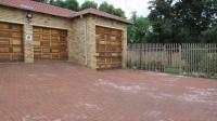 Front View of property in Honeydew Ridge