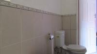 Bathroom 2 - 4 square meters of property in Honeydew Ridge