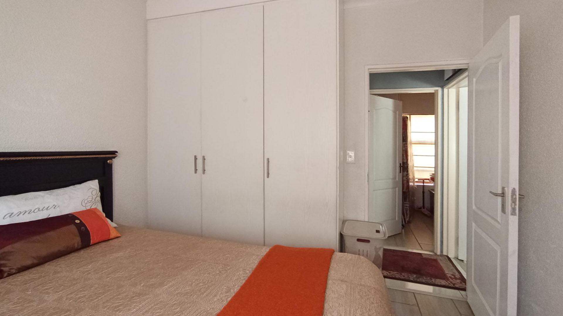 Bed Room 1 - 10 square meters of property in Celtisdal
