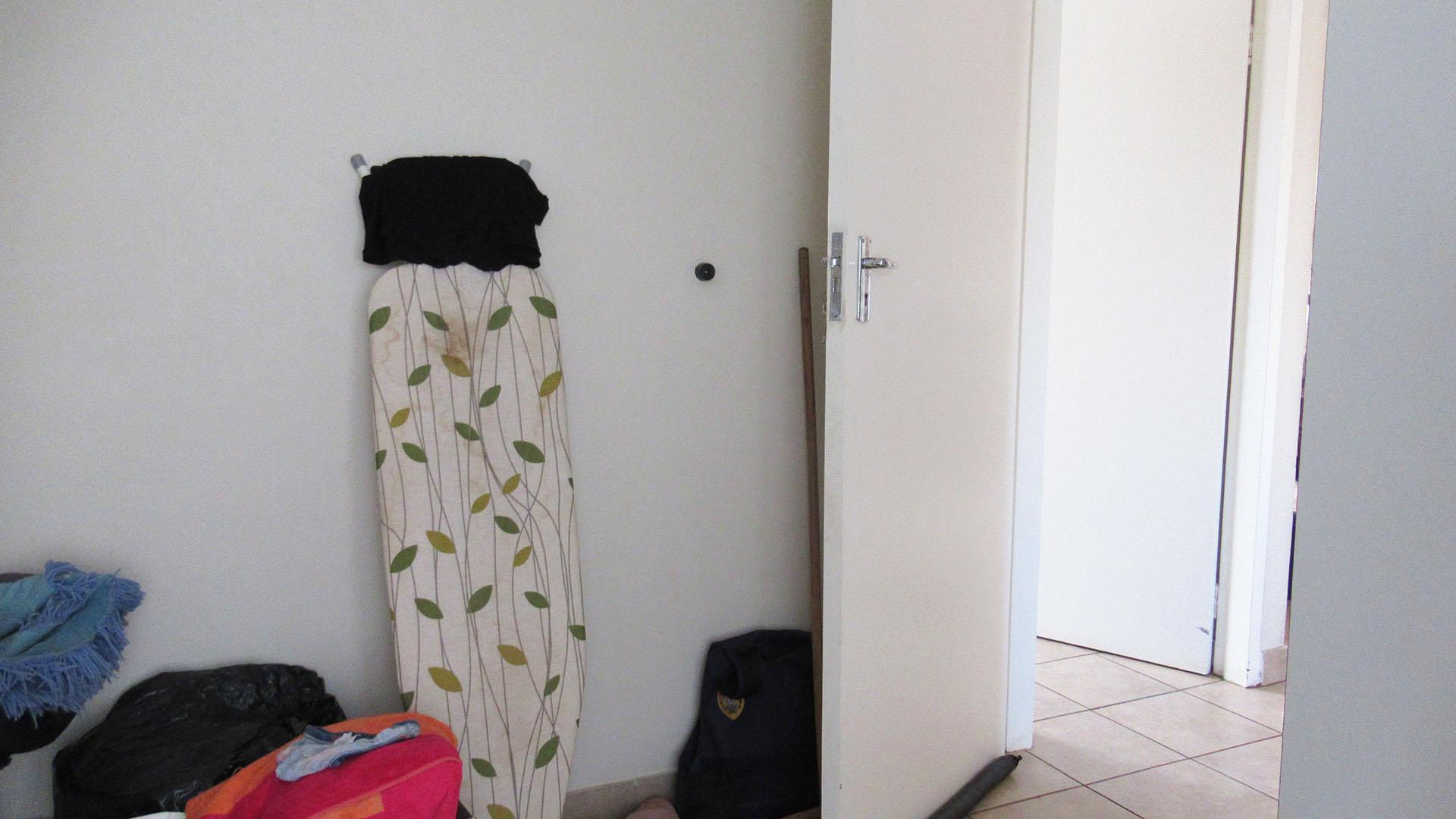 Bed Room 2 - 10 square meters of property in Sky City