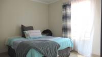 Bed Room 1 - 13 square meters of property in Sky City