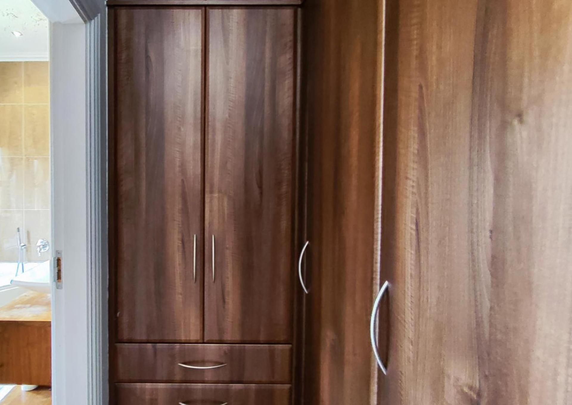 Spaces - 113 square meters of property in Sunward park