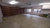 Garage of property in Sunward park