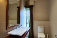 Guest Toilet - 4 square meters of property in Sunward park