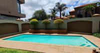 Swimming Pool of property in Sunward park