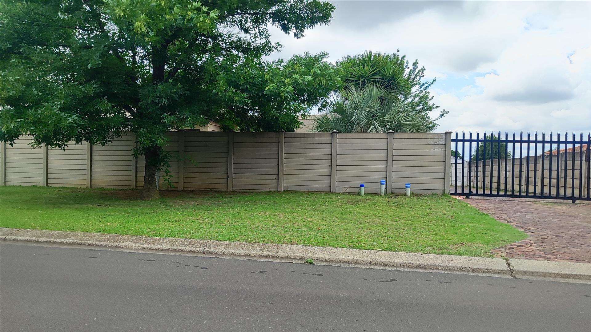Front View of property in Dunnottar