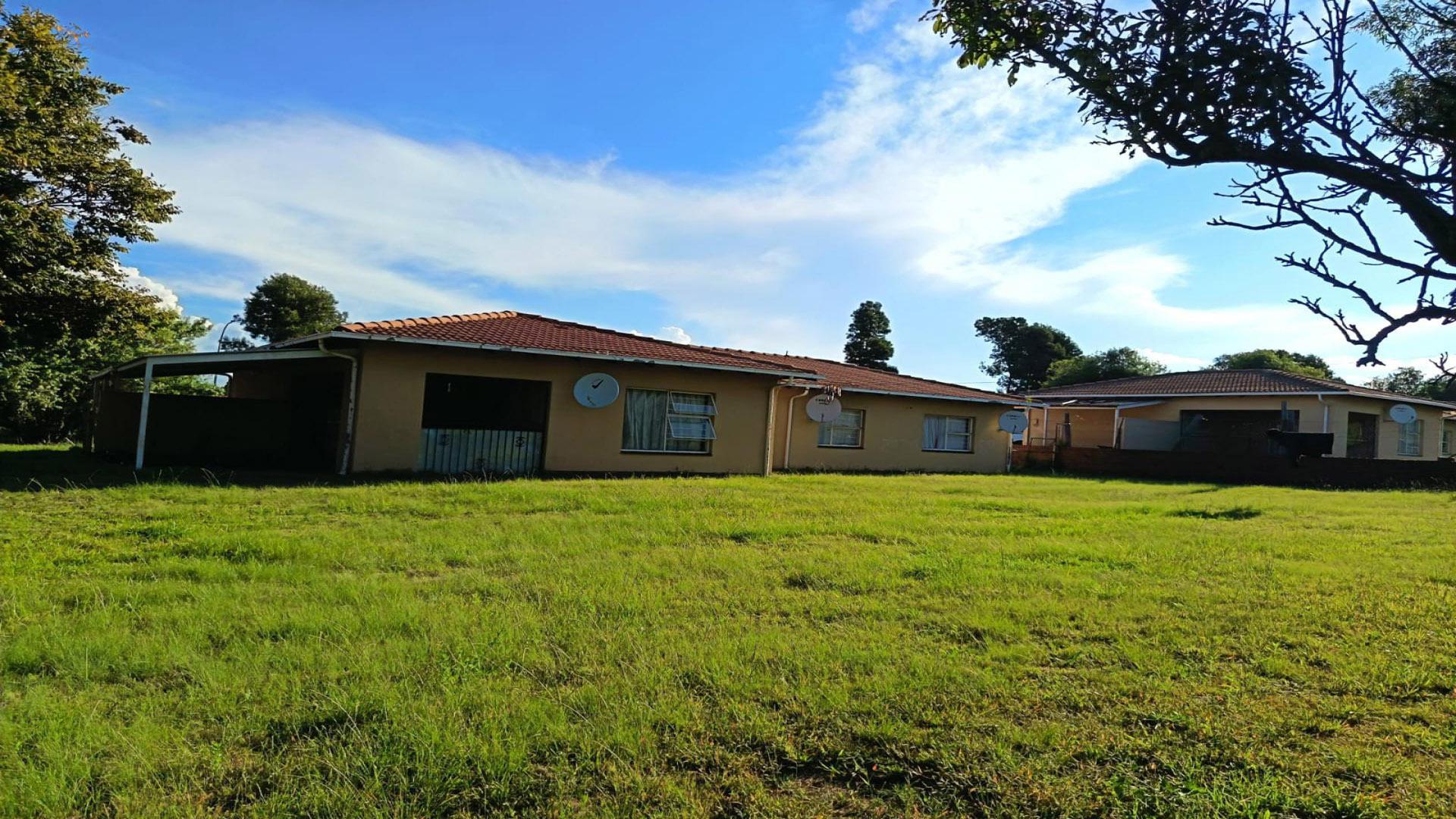Backyard of property in Glenharvie