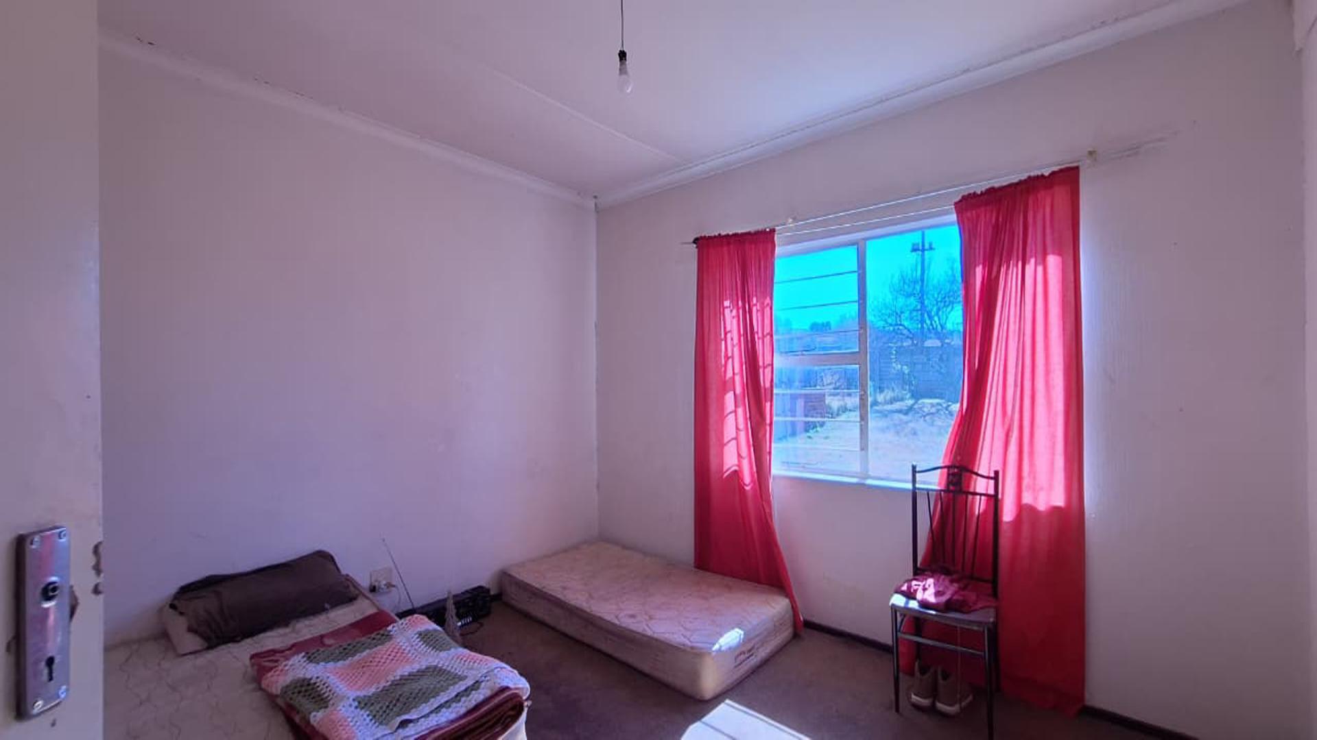 Bed Room 4 - 10 square meters of property in Glenharvie