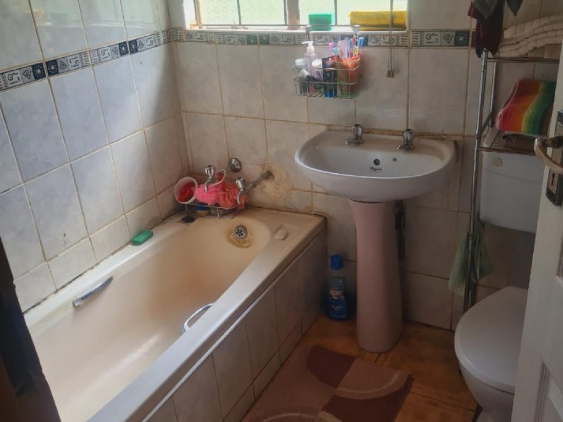  of property in Protea Glen