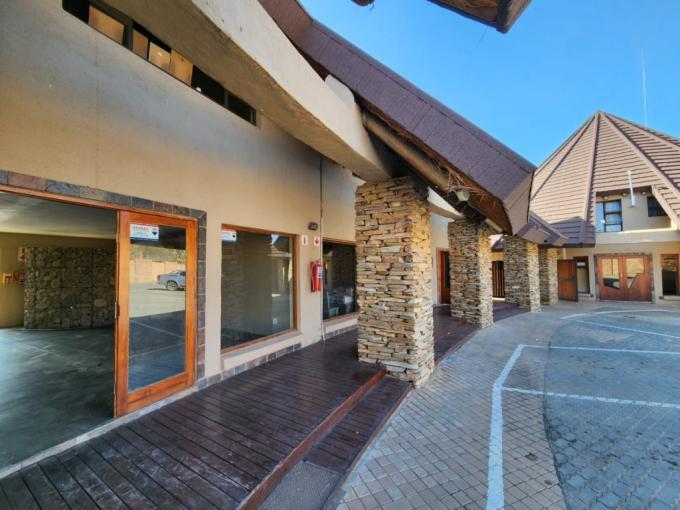 Commercial to Rent in Hoedspruit - Property to rent - MR697064