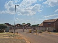  of property in Chantelle
