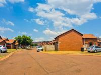  of property in Chantelle