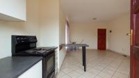 Kitchen - 9 square meters of property in The Orchards