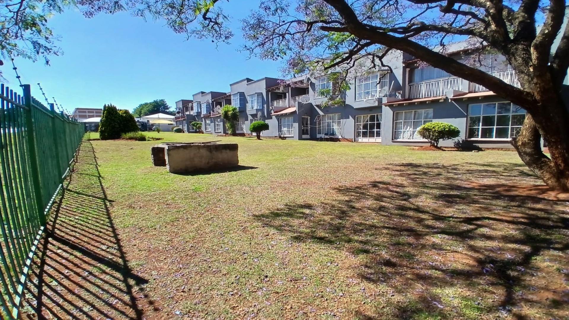 Front View of property in Horison View