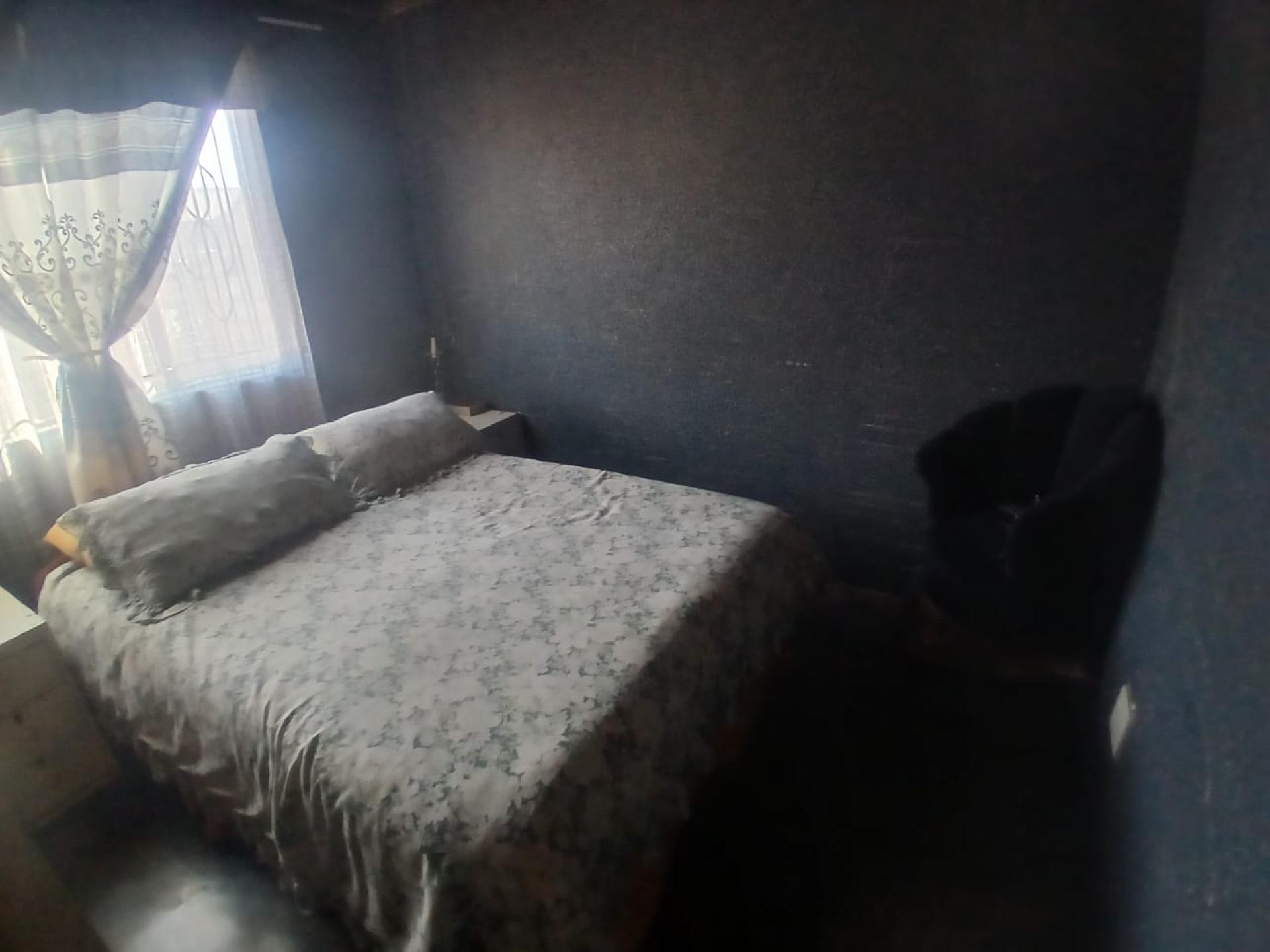  of property in Etwatwa