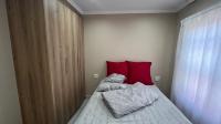 Bed Room 2 of property in Heidedal