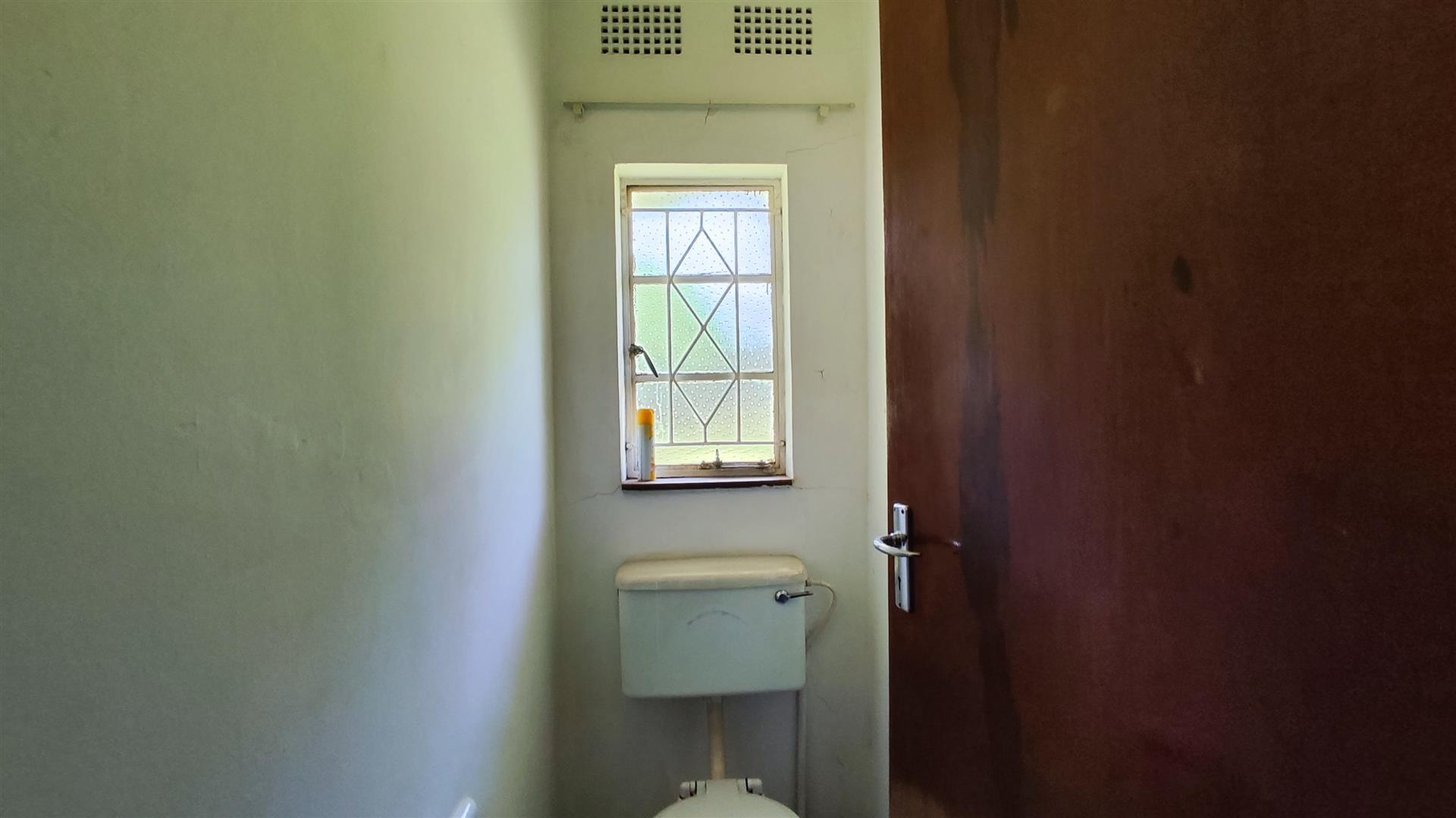 Guest Toilet of property in Three Rivers