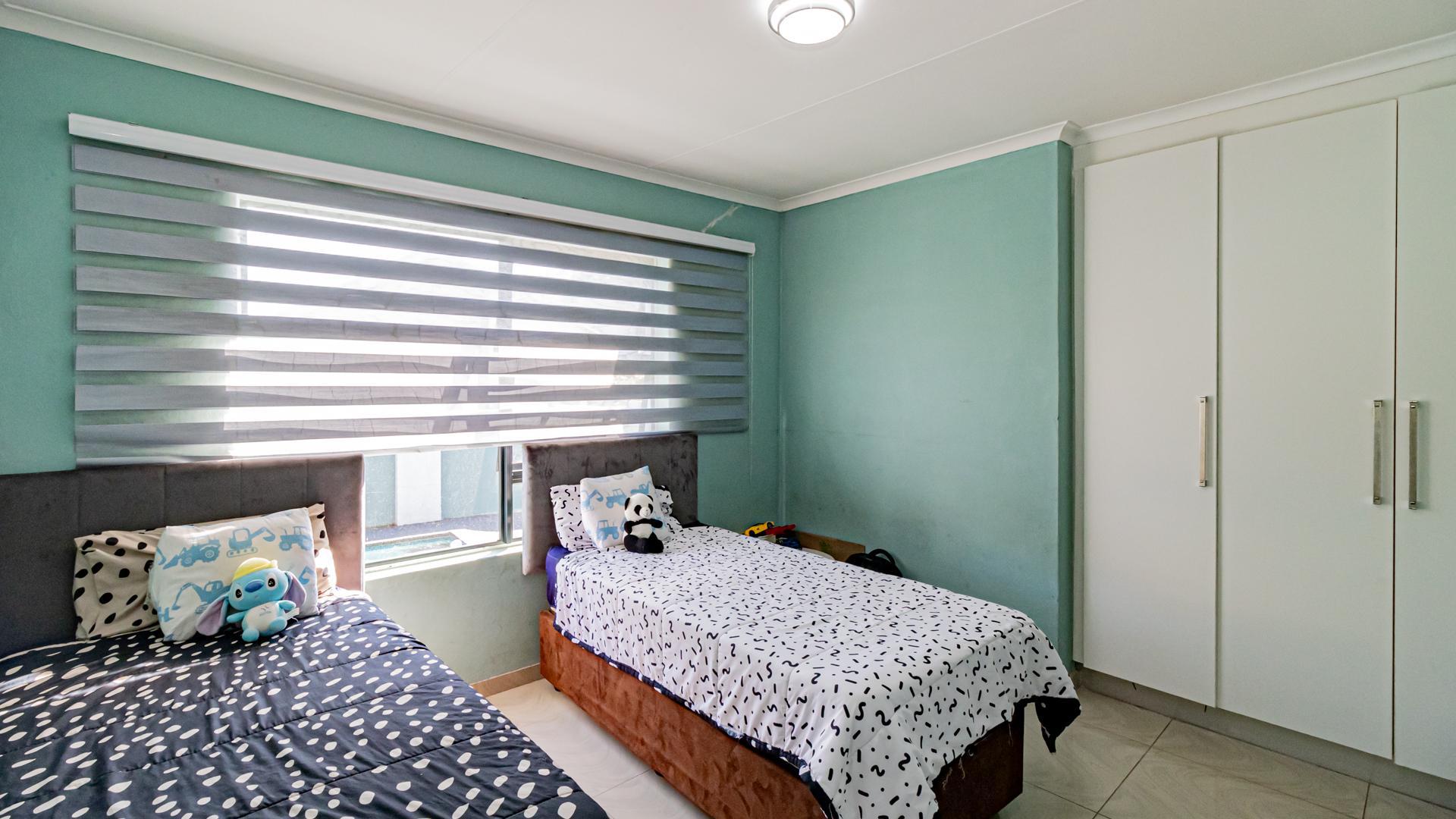 Bed Room 2 of property in Mindalore