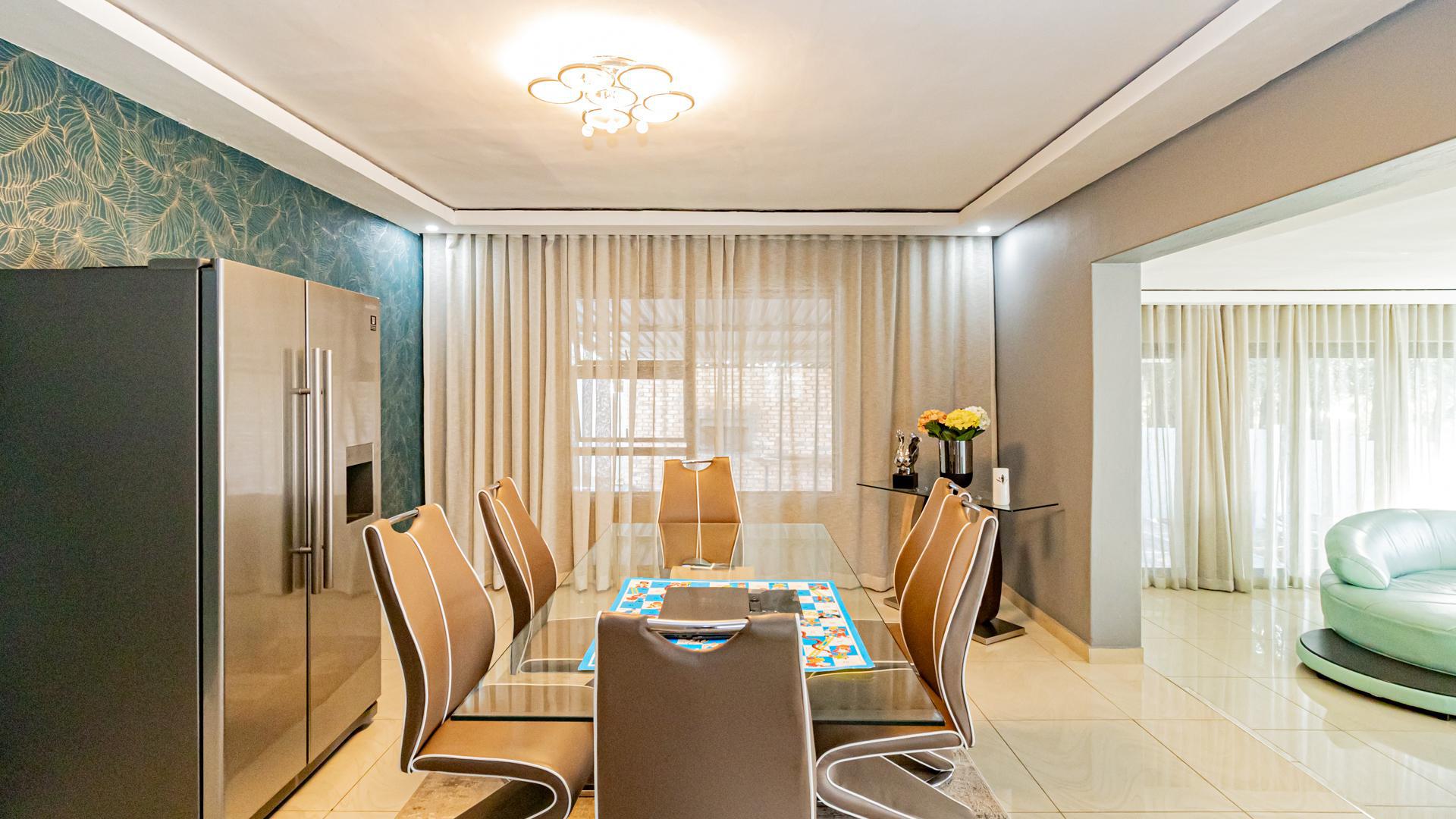 Dining Room of property in Mindalore