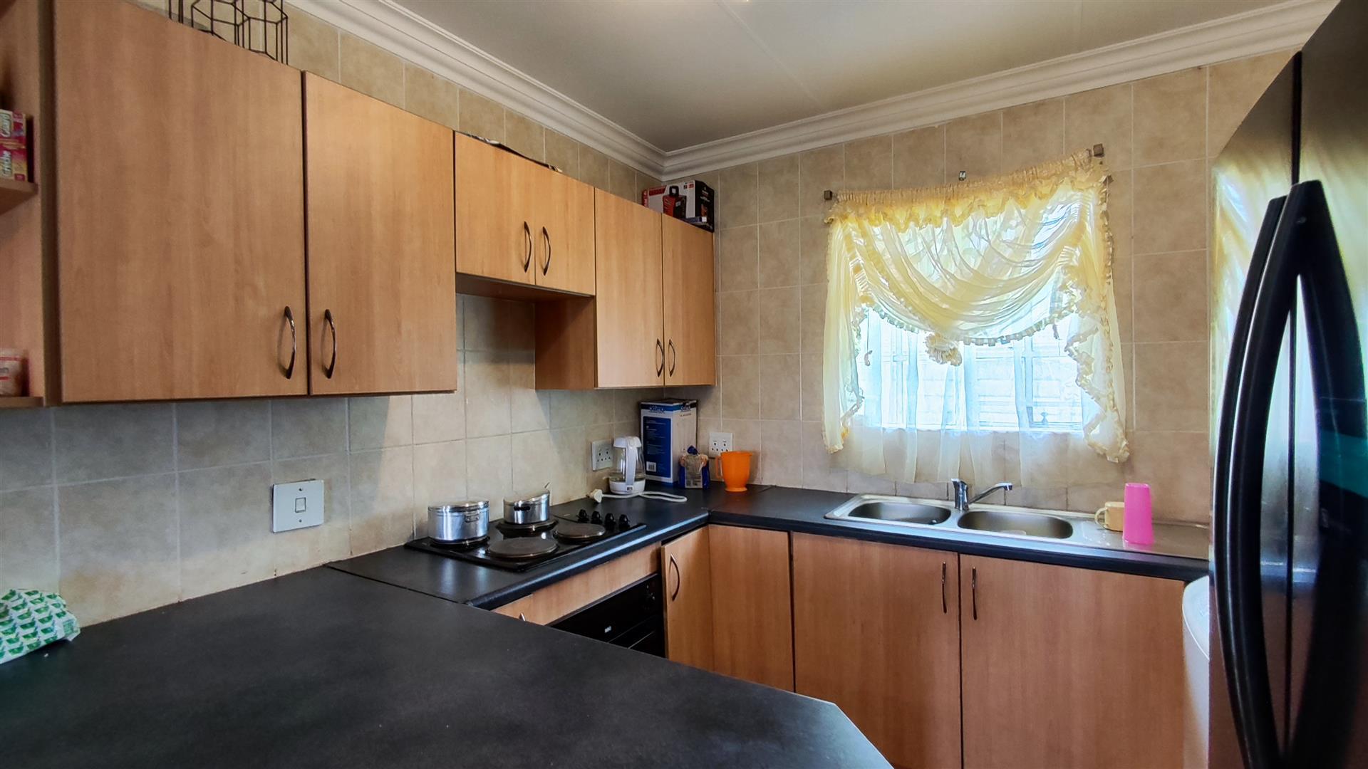 Kitchen - 7 square meters of property in Visagiepark