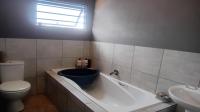 Bathroom 1 - 5 square meters of property in Vosloorus