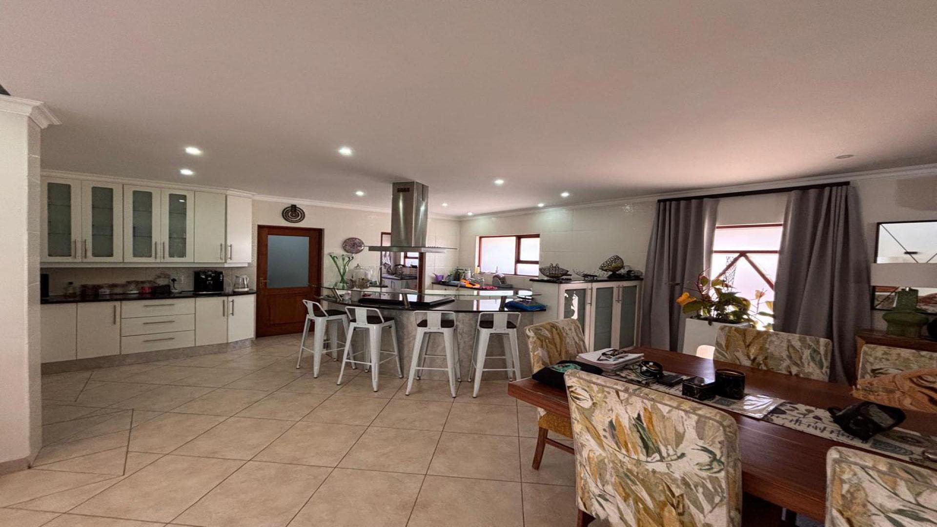 Kitchen of property in Vanderbijlpark
